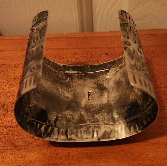 💚Huge Thunderbird Cuff Bracelet - Picture 4 of 8